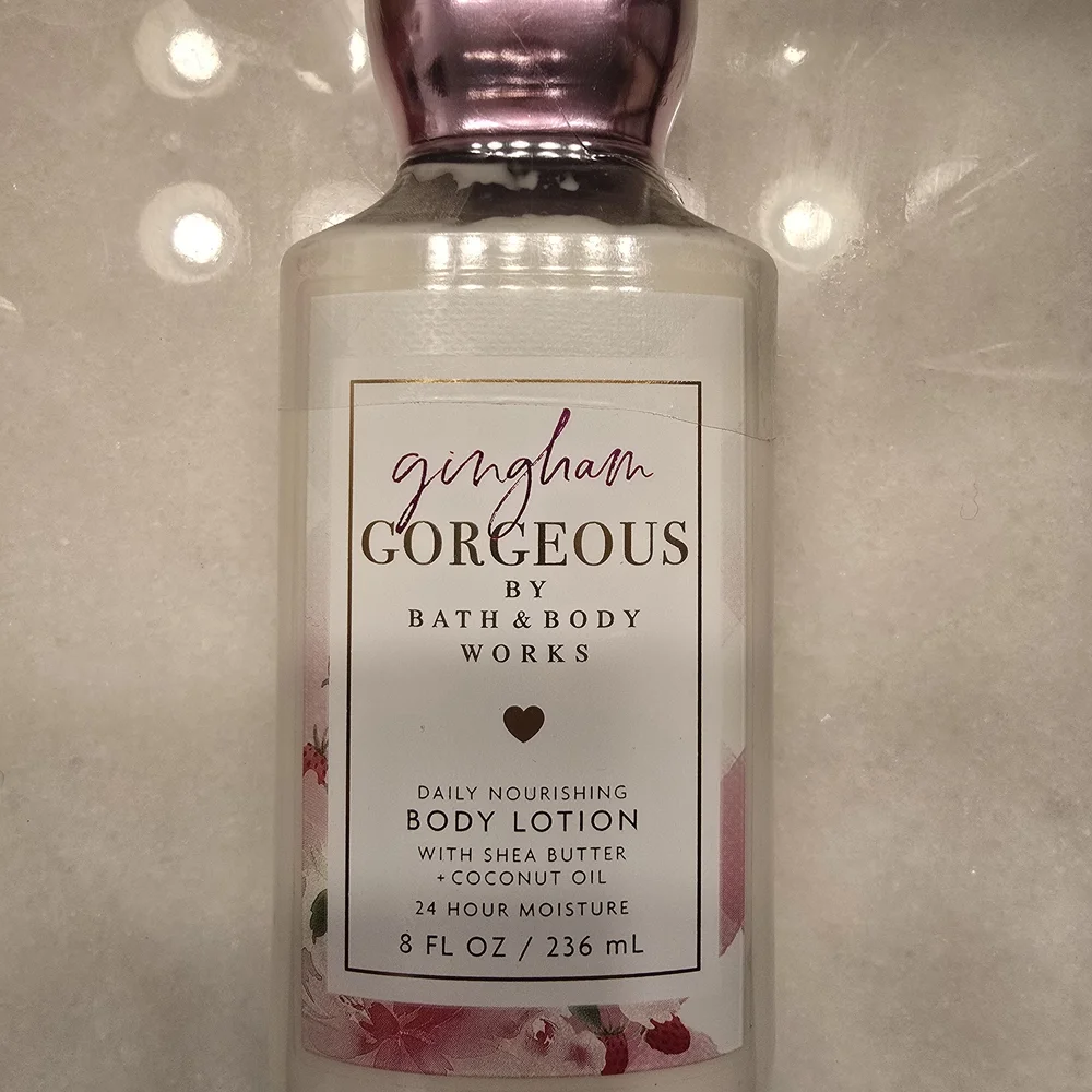 Bath & Body Works (BBW) Gingham Gorgeous Body Lotion - Picture 1 of 5